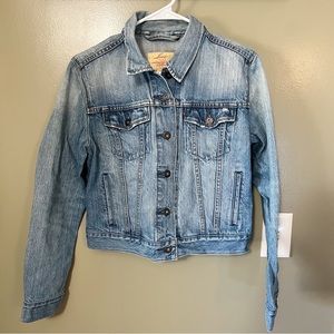 Levi’s denim jacket